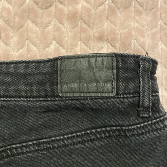 Highest Rise, 90s Boyfriend shorts - Picture 3 of 8